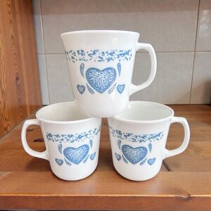 Corelle “Blue Hearts” 3 mugs spongeware Retired pattern Cottagecore Farmhouse